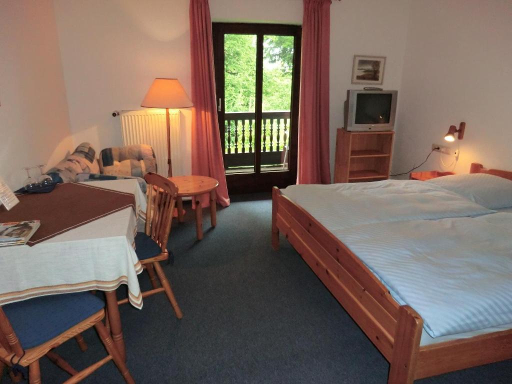 باد جريسباخ Hotel Garni Rottaler Hof الغرفة الصورة