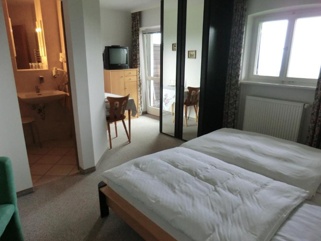 باد جريسباخ Hotel Garni Rottaler Hof الغرفة الصورة